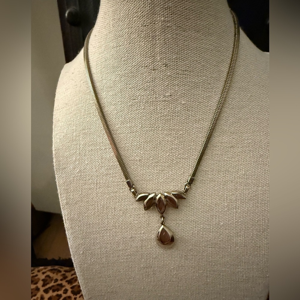 Vintage Monet Gold Plated Herringbone Pendant Necklace. Circa 1950’s.